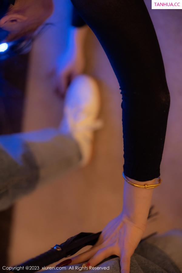 潘娇娇 潘娇娇 [XiuRen]高清写真图 2023.01.11 No.6115 潘娇娇 情趣服美臀第21张图片